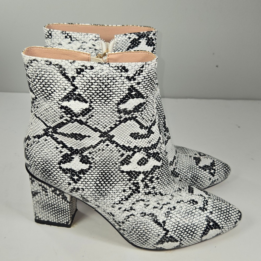 Wetkiss Womens Snakeskin Print Ankle Boots Pointed Toe Block Heel White Black 9‎